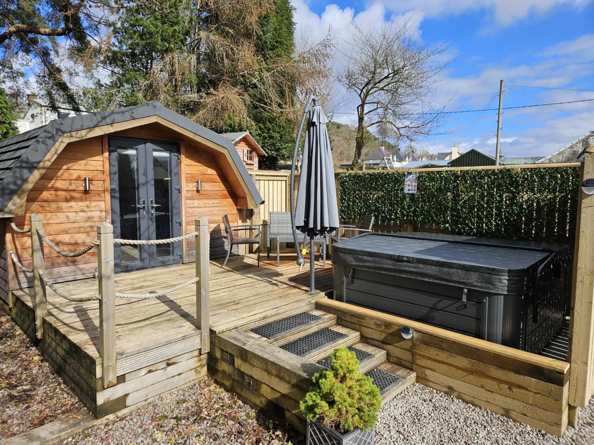 Morvan Pod & Hot Tub Fort William Exterior foto